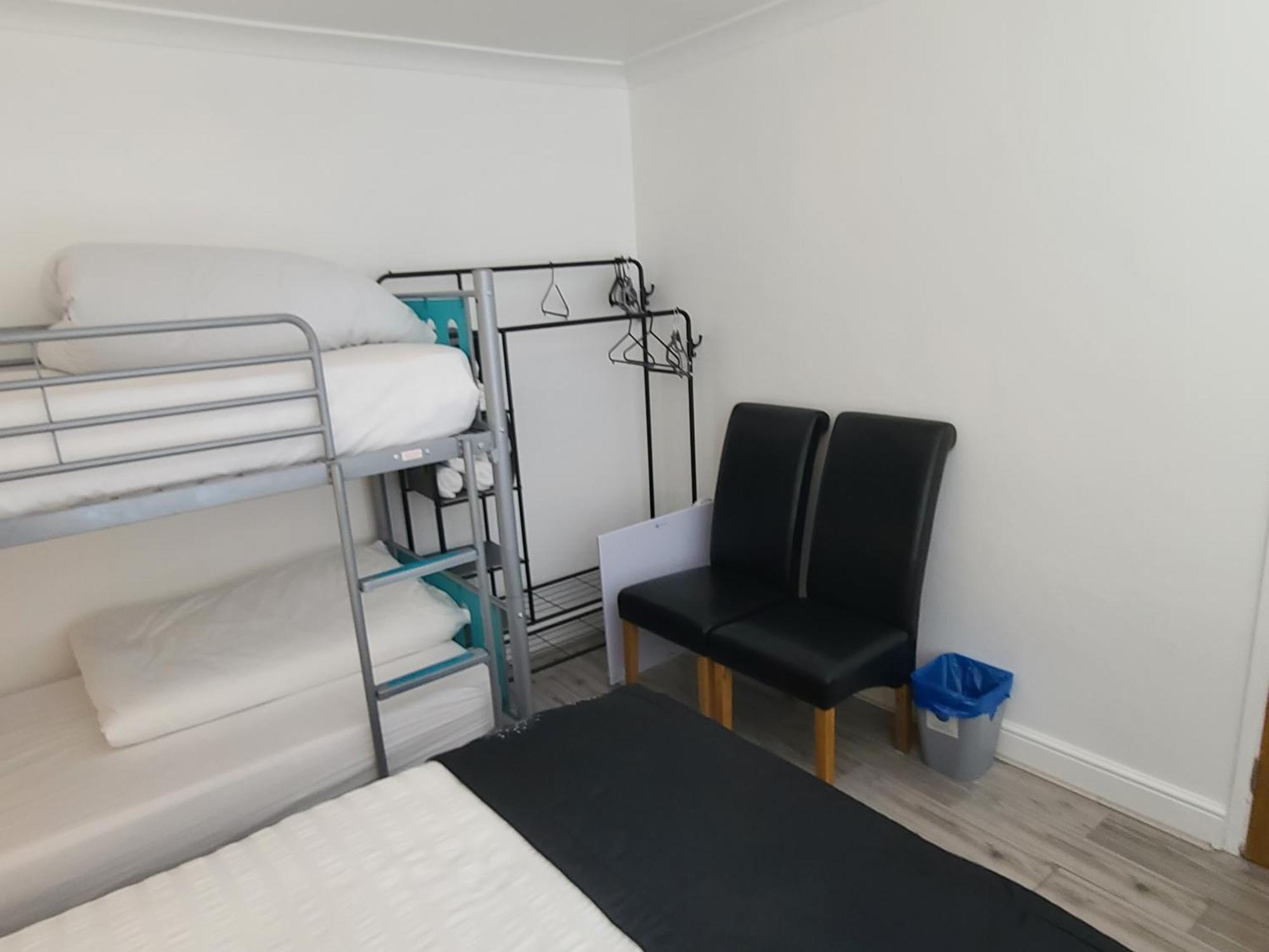 Gatwick Rooms-Travel Service-Airport Parking Ifield Extérieur photo