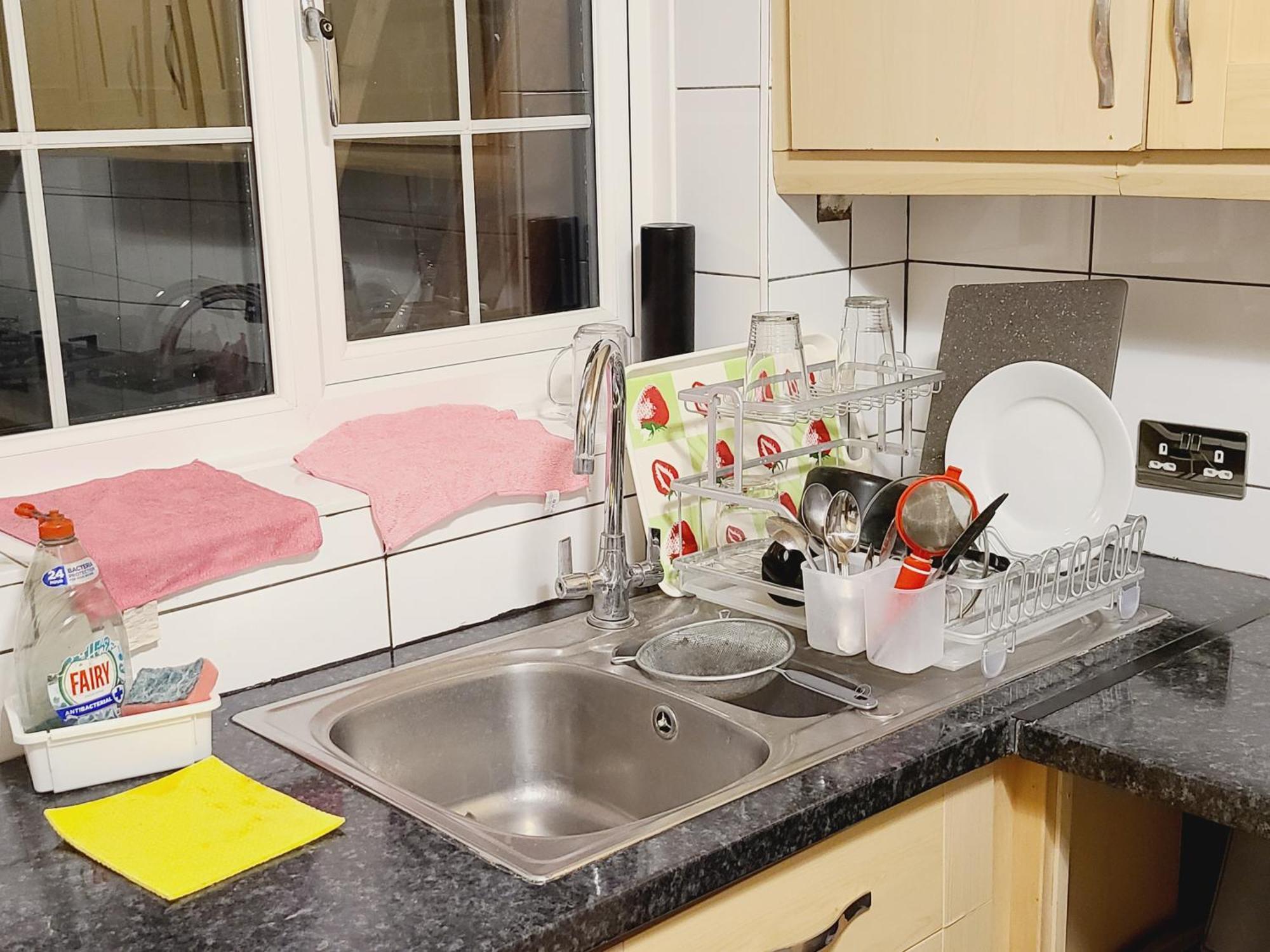 Gatwick Rooms-Travel Service-Airport Parking Ifield Extérieur photo